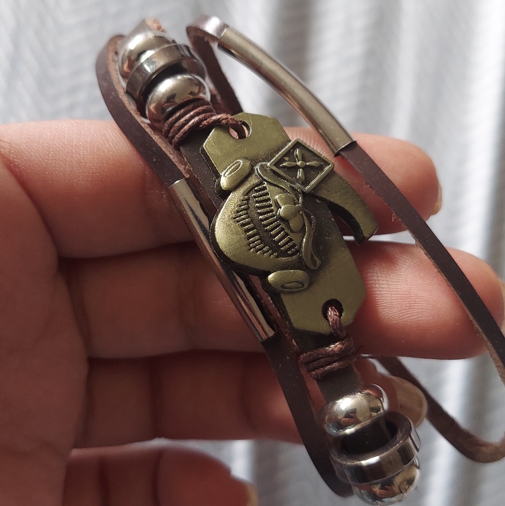 Adjustable Leather Bracelet funny pirate in brown - Picture 1 of 4